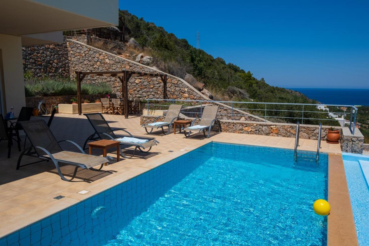 Villa Poppy Vathí Екстериор снимка