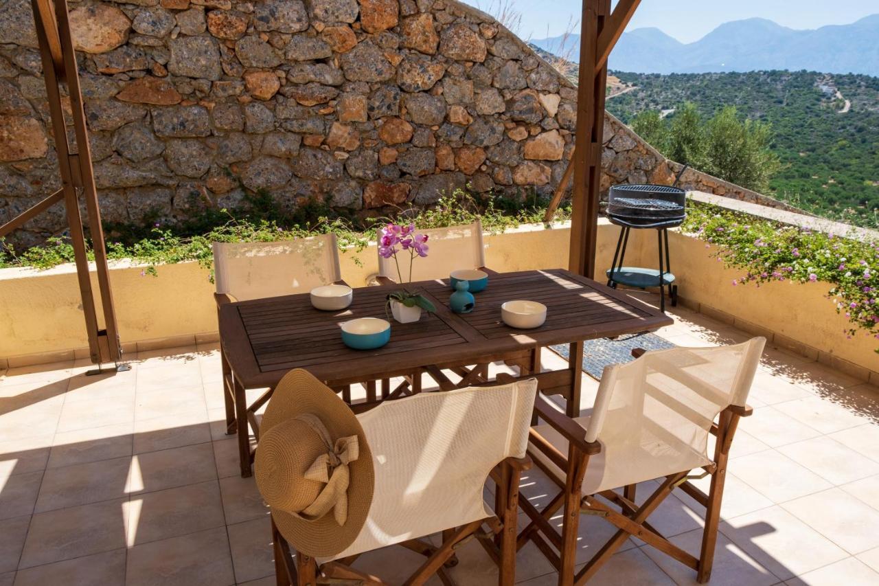 Villa Poppy Vathí Екстериор снимка
