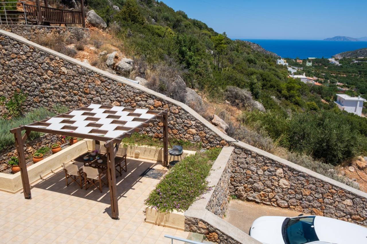 Villa Poppy Vathí Екстериор снимка
