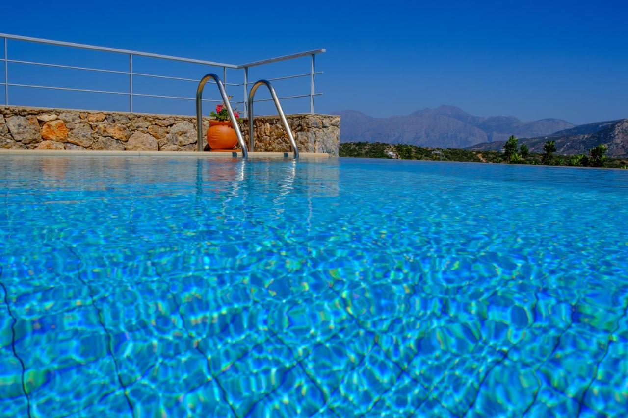 Villa Poppy Vathí Екстериор снимка