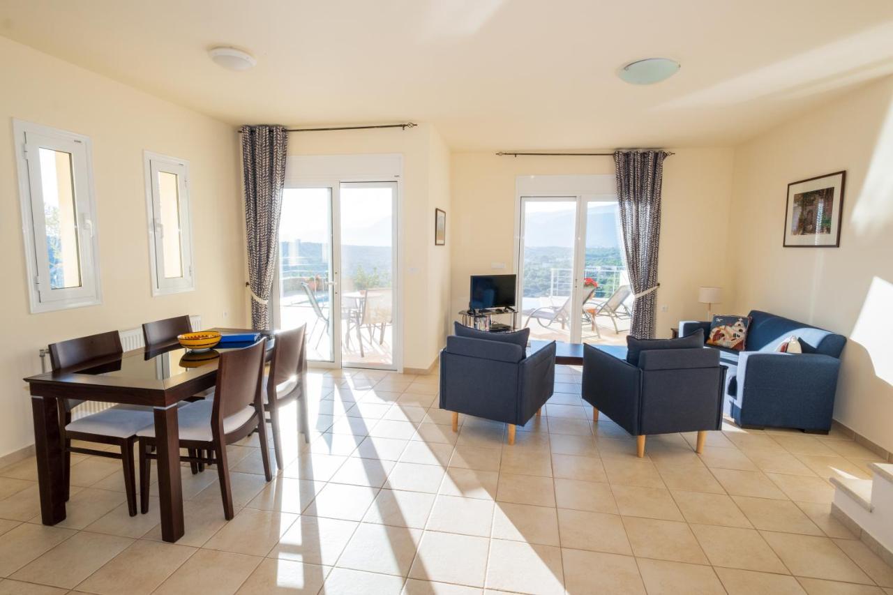 Villa Poppy Vathí Екстериор снимка