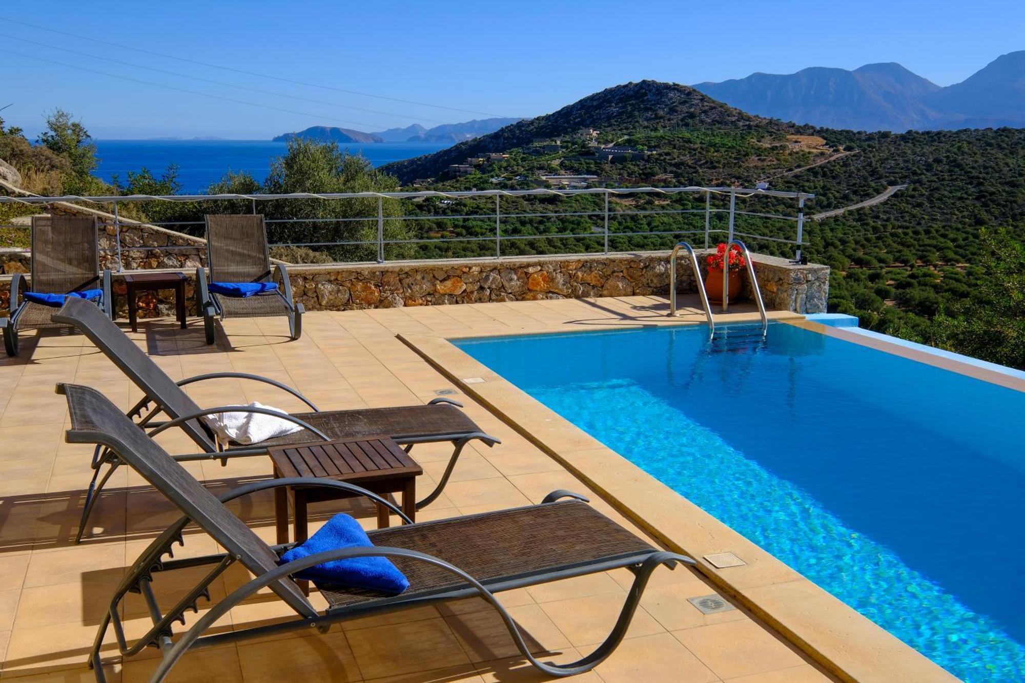 Villa Poppy Vathí Екстериор снимка