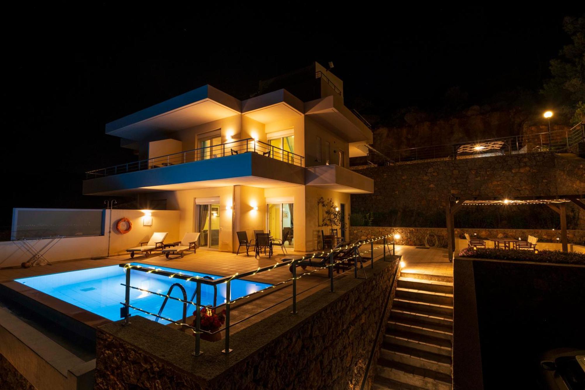 Villa Poppy Vathí Екстериор снимка